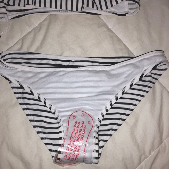 NEVER BEEN WORN OFF THE SHOULDER STRIPED SWIMSUIT - Picture 2 of 3